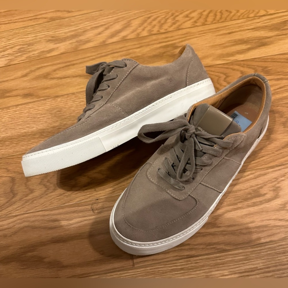Express Shoes - Picture 3 of 13